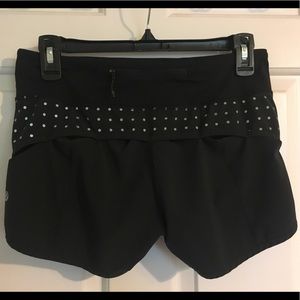 Lululemon Speed Up Short 2.5” Inseam (Size 4)